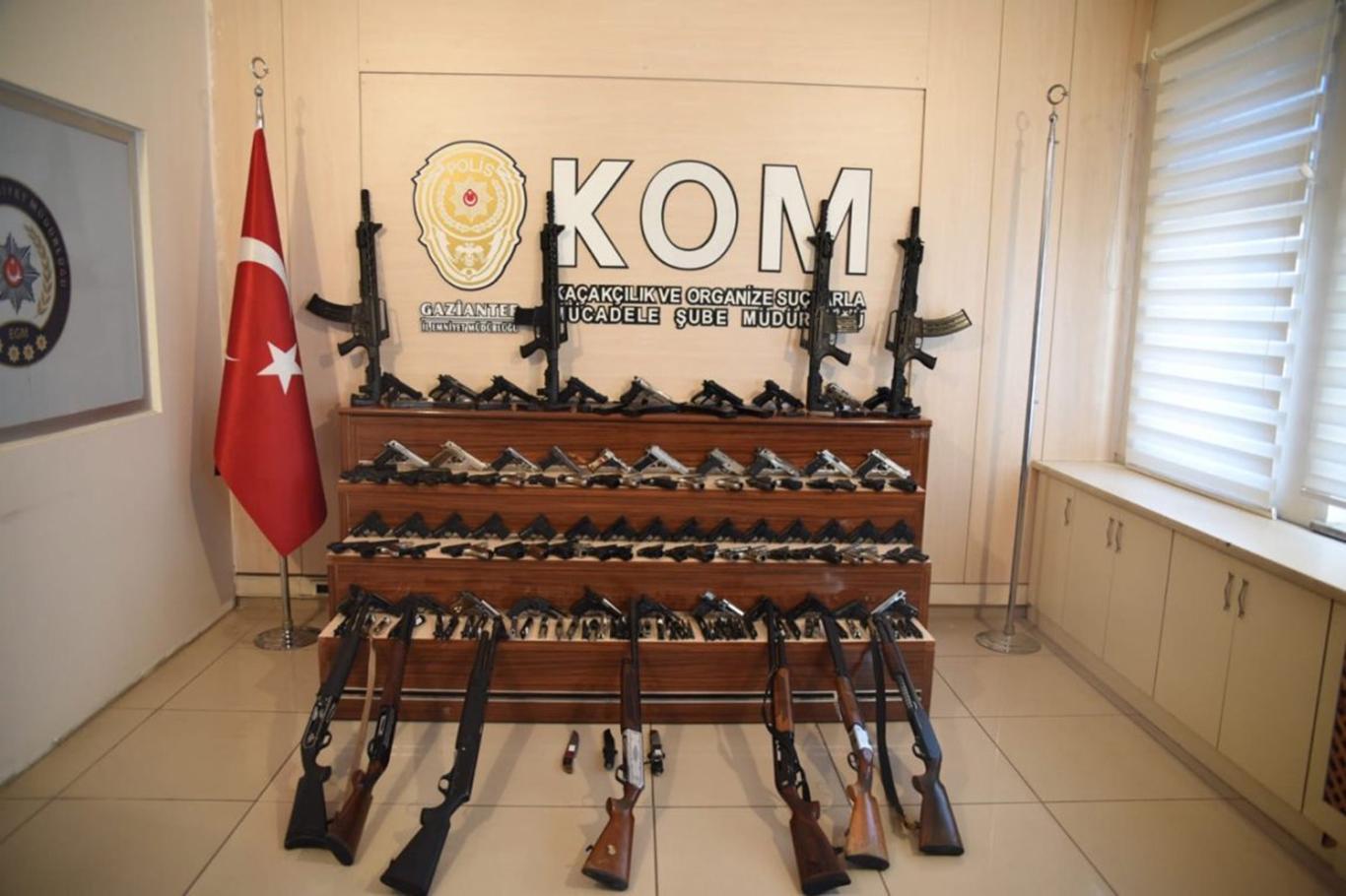 Gaziantep'te silah kaçakçılarına operasyon